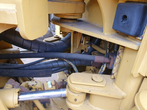 Imagem 12 de 15 de Pá Carregadeira Caterpillar 938h Ano 2011 Cat 938 H