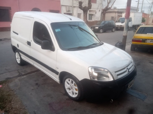 Imagen 4 de 9 de Citroën Berlingo 2013 1.4 Pack 75cv Am53