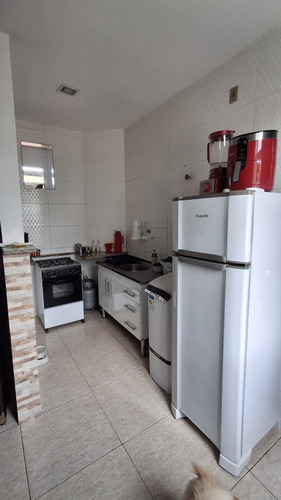Uma Casa 1quarto Banheiro Cozinha Intregada Com A Sala 25mc
