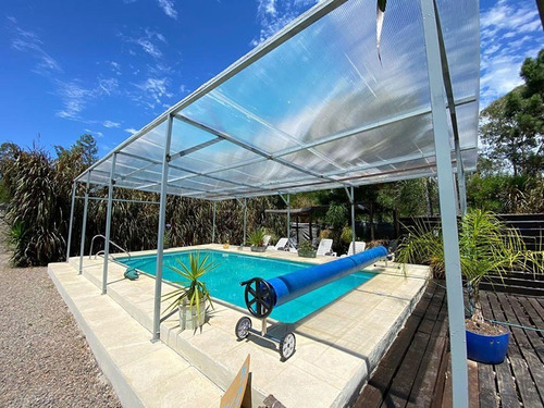 Imagen 10 de 25 de Casa De 2 Pisos + Piscina Climatizada + Apto + Monoambiente En Balneario Argentino