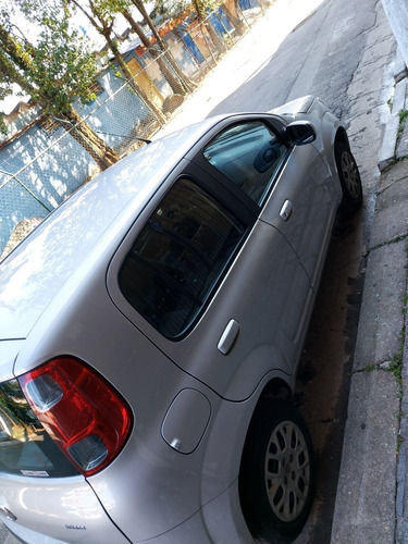 Fiat Uno 2016 1.0 Vivace Flex 5p