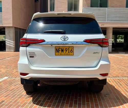 Toyota Fortuner 2.8l