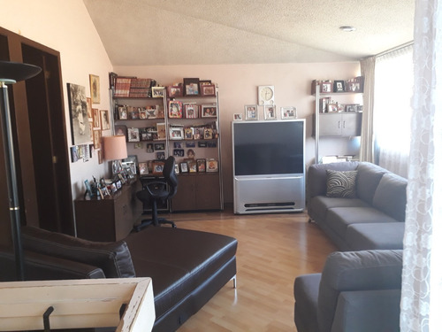 Imagen 5 de 14 de Vende Casa En Toriello Guerra . Amplia E Iluminada
