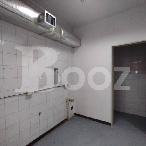 Alquiler De Piso Industrial, Guarenas 526mt2