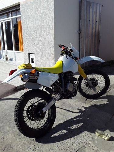 Imagen 3 de 10 de Suzuki Dr 250