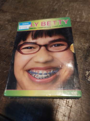 Ugly Betty La Fea Primera Temporada Completa 6 Dvd Set Nuevo