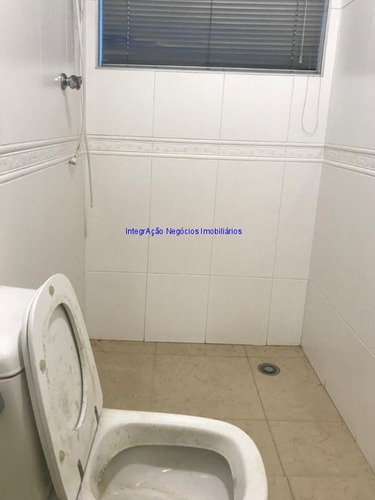 Imagem 22 de 23 de Prédio Comercial 900m², Térreo : 01 Recepção Com Balcão, 01 Lavabo, 01 Sala De Reunião, 01 Salão Amplo Com 02 Banheiros, 01 Sala Com Lavabo, - 21052700 - 69538621
