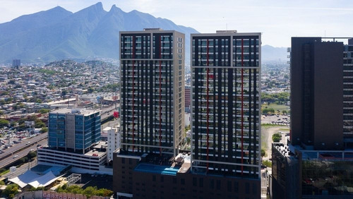 Departamento En Renta Torre Boreal Valle Oriente