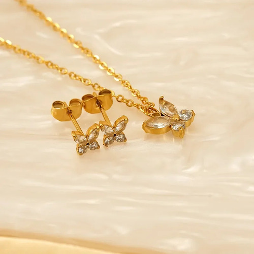 Traje De Collar Y Pendientes Con Circonitas Y Mariposas