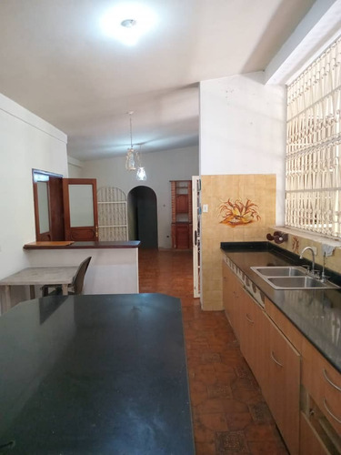 Eg Casa En Venta Urbanización Carialinda, Naguanagua