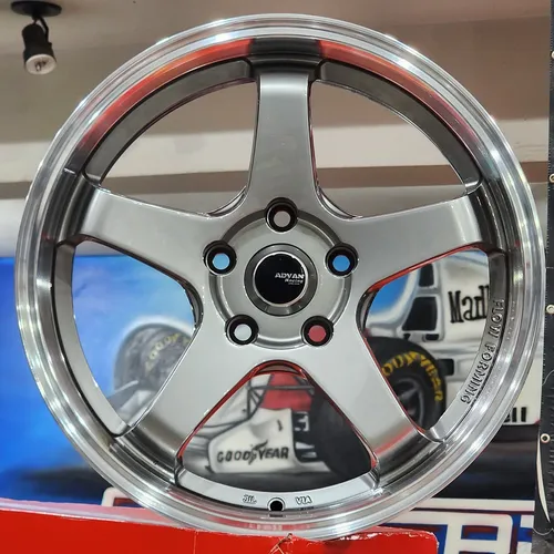 Jogo Roda Alloy Advan Racing Gt / Aro 17 / Tala 7,5 / 5x114