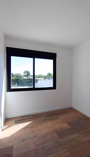 Venta Casa 3 Dormitorios 2 Baños Fondo Parrillero - Lagomar