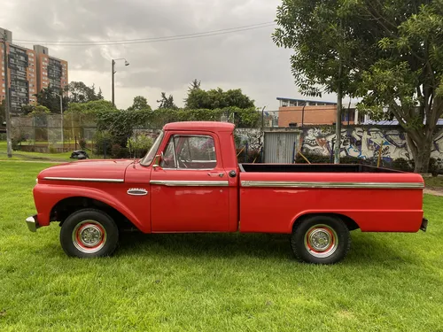 F-100 2400cc Motor 6 En Línea Excelentes Condiciones.