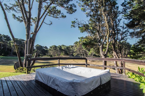 Imagen 9 de 29 de Casa En Venta Sobre Golf- 5 Ambientes - Zona Alamos - Pinamar