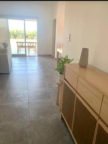 Imagen 6 de 12 de Casa En Alquiler - Pilar