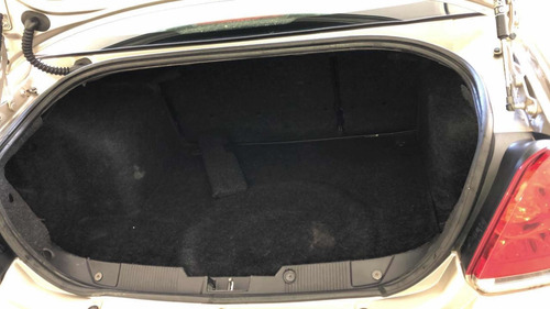 Fiat Linea Essence 16v Flex 4p