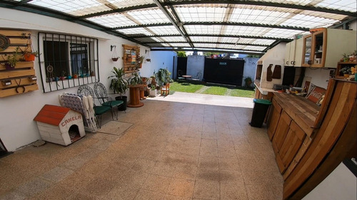 Imagen 14 de 15 de Casa En En Excelente Estado En Hurlingham!!!