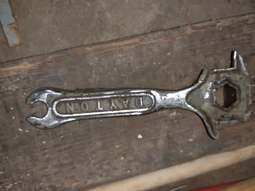 Llave Antigua Dayton Polifuncion