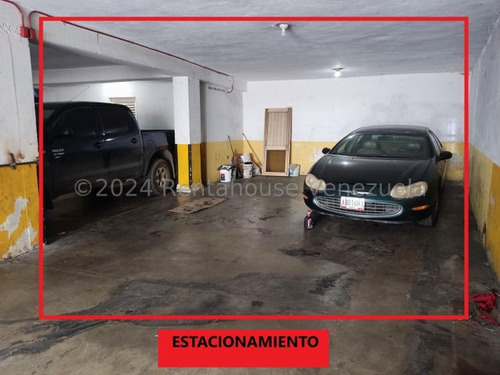 Espectacular Ph En Venta En Hermoso Edificio De Los Chaguaramos Mls#25-10496 - Jca