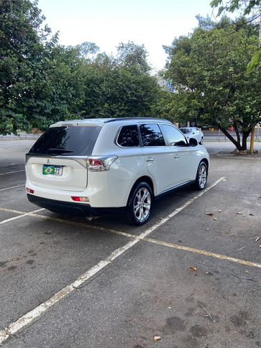 Mitsubishi Outlander 3.0 V6 Gt 4wd 5p