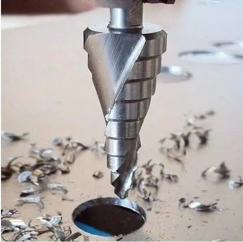 Imagen 2 de 3 de Mecha Escalonada Bremen 4 A 20 Mm Acero Rapido 7488 Ionlux