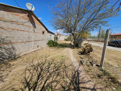 Venta Casa 2 Dormitorios Cosquín Con Cochera