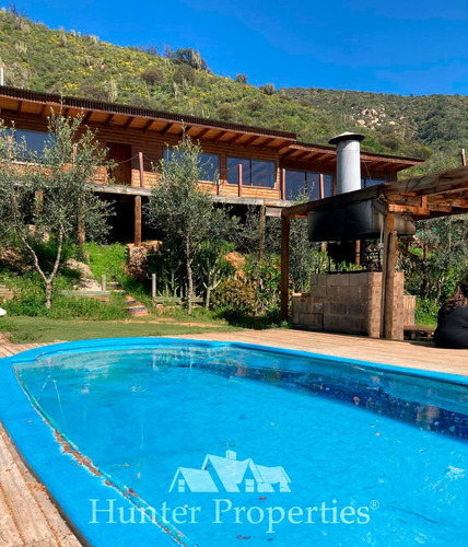 Casa En Venta De 2 Dorm, 1 Baño , Vista Al Valle , En Olmué
