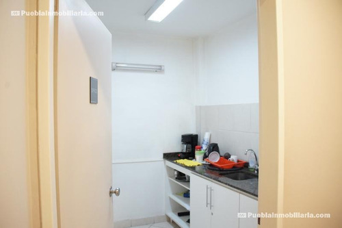 Imagen 24 de 30 de Edificio De Oficinas Con Depósito De 1200 M2 Cubiertos En Venta