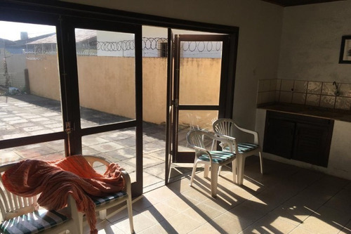 Imagem 5 de 7 de Casa À Venda Em Xangri-lá - Ca00987 - 34955933