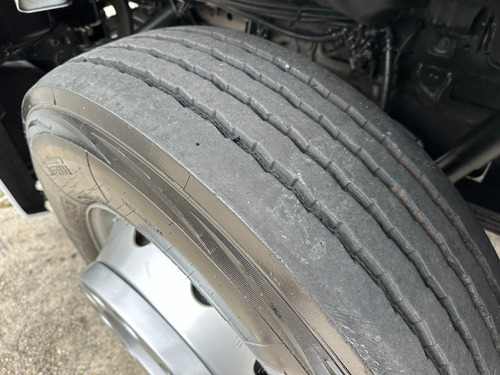 Vw 24-280 Constellation 2020 6x2 Leito Teto Alto Financia