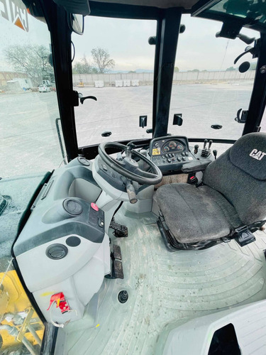 Imagen 8 de 13 de Caterpillar 420 E