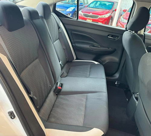 Nissan Versa 1.6 Advance Mt