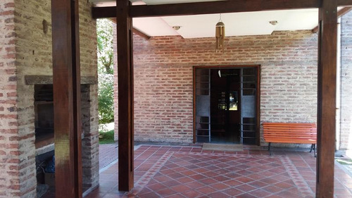 Casa En Venta En 419/dg 421 Villa Elisa - Alberto Dacal Propiedades