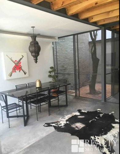 Imagen 4 de 13 de Hermosa Casa De Vidrio Moderna En Colonia Independencia, Con