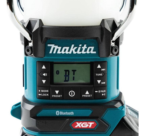 Makita Lámpara Inalámbrica Xgt Máx. De 40v Con Radio Grm04