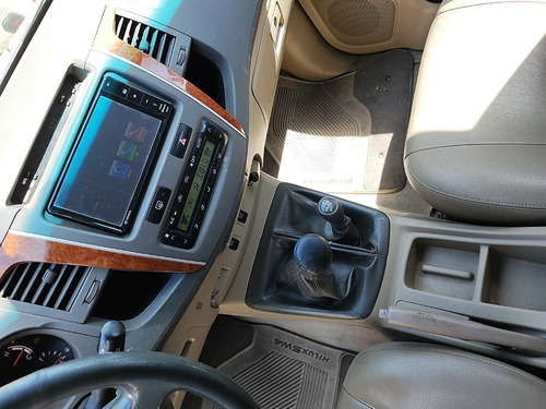 Imagen 13 de 25 de Toyota Sw4 2011 Srv Hilux 7 Asientos Cuero Abasto Motors