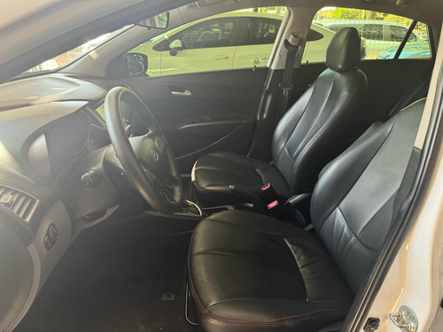 Hyundai HB20S 1.6 Premium Flex Aut. 4p