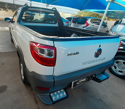 Imagem 5 de 7 de Fiat Strada 1.4 Mpi Working Cs 8v Flex 2p Manual