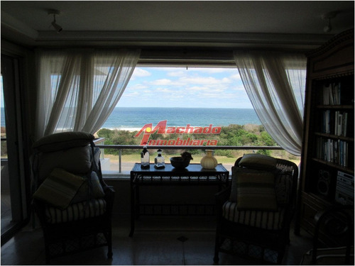 Imagen 6 de 30 de Venta De Apartamento De 3 Dormitorios Y Dep. De Servicio En Punta Del Este.