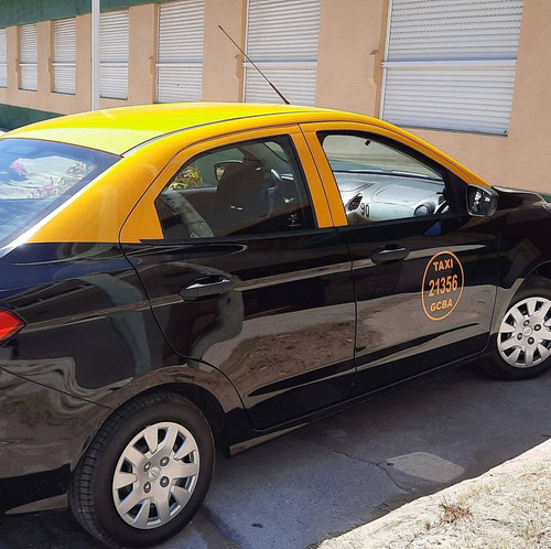 Primera Mano, Los Kilómetros Son Reales, Tengo Otro Trabajo,