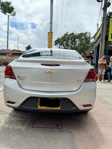 Chevrolet Onix 1.4 Ltz 4 p