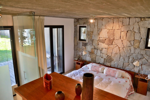 Casa En Alquiler Por Temporada De 4 Dormitorios En Punta Piedras (ref: Bpv-7396)