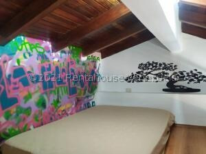 Imagen 8 de 14 de #22-9273 Espectacular Townhouse En Loma Linda