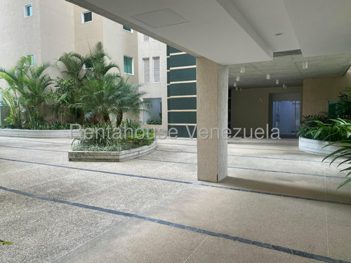 Estupendo Apartamento En Alquiler Con Inmejorable Ubicación La Lagunita Country Club