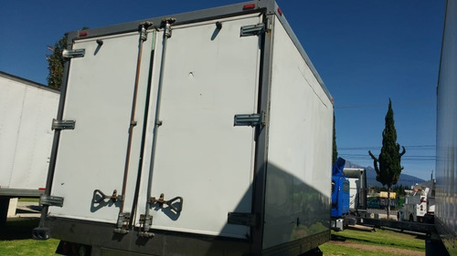 Imagen 4 de 8 de Carroceria Tipo Refrigerada Marca Everest Modelo 2011