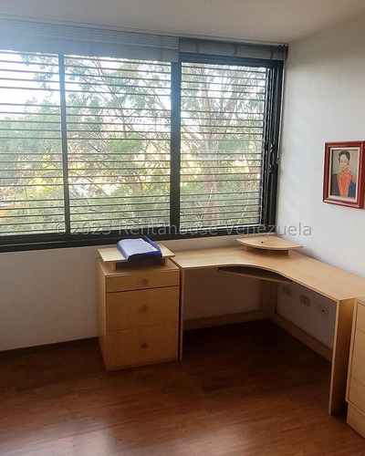 Venta Bello Y Lujoso Apartamento Con Pozo. Mv2519438