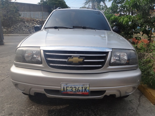 Imagen 2 de 14 de Chevrolet Grand Vitara 4x2