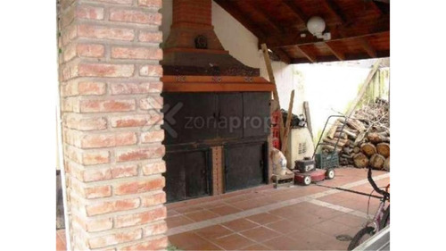 Imagen 10 de 11 de Casaquinta En Venta 3 Dormitorios Udaondo Ituzaingo :: 800m2