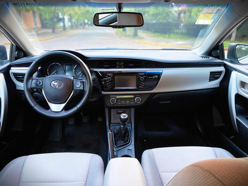 Toyota Corolla 1.8 Xei Mt 6ta Pack 140cv 2015 Impecable