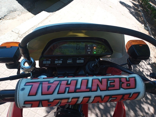 Honda Tornado